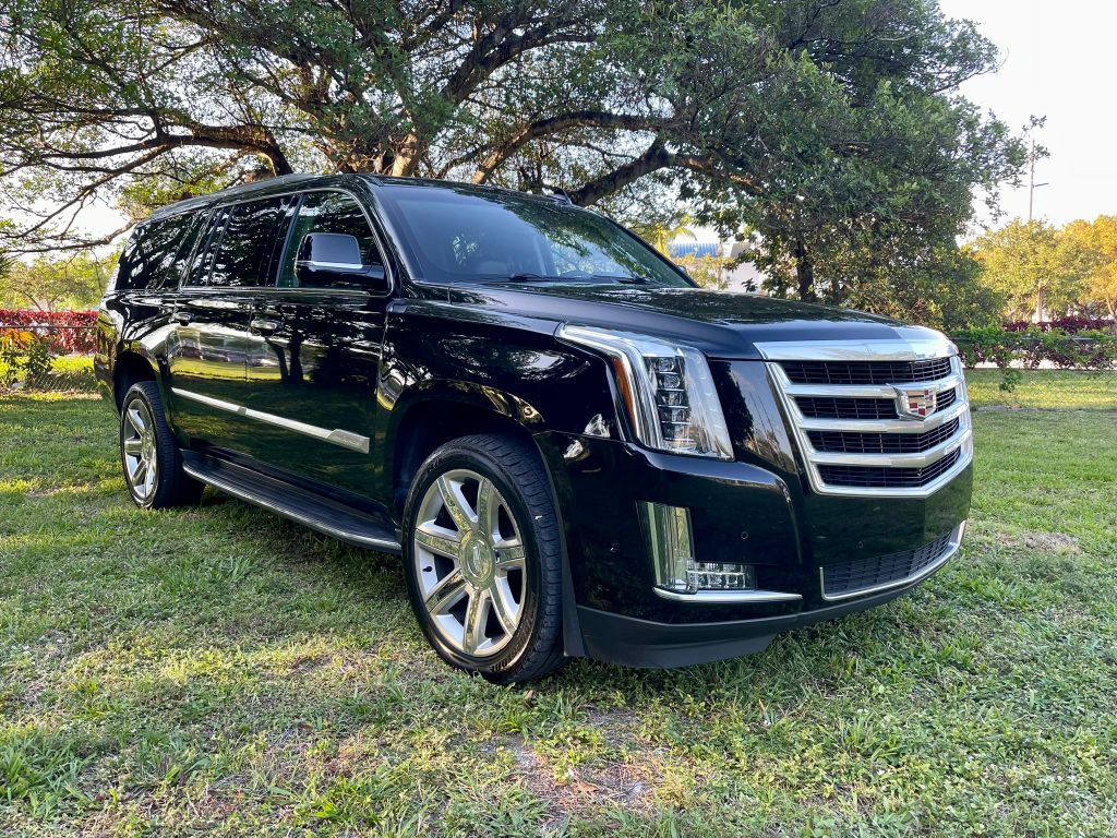 2019 Cadillac Escalade ESV Luxury