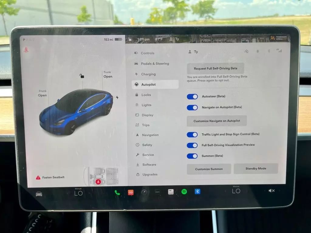 2020 Tesla Model 3 - Image 27 2020 Tesla Model 3 - Image 27