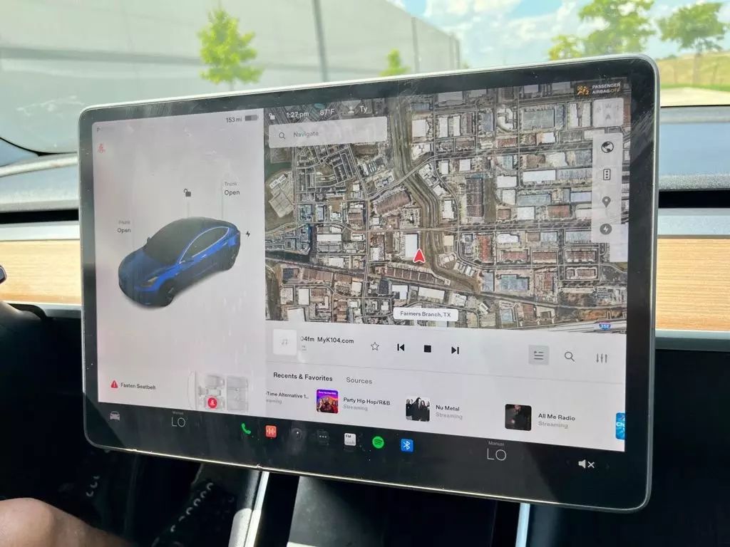 2020 Tesla Model 3 - Image 24 2020 Tesla Model 3 - Image 24