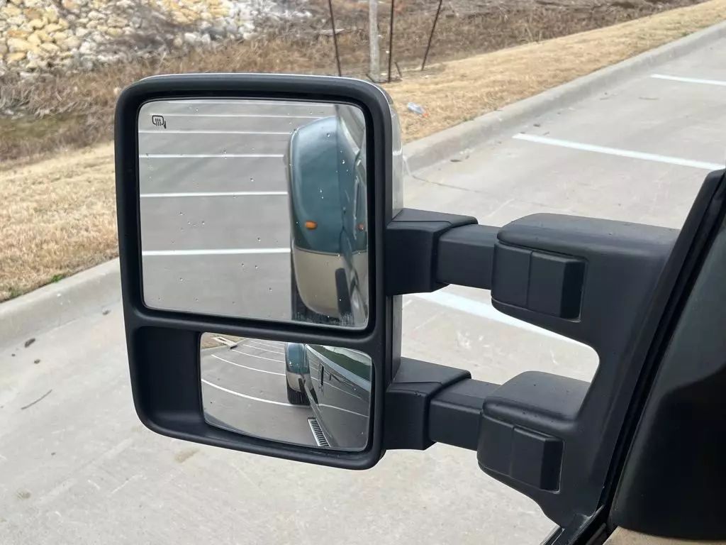 2011 Ford F350 Super Duty Crew Cab - Image 28 2011 Ford F350 Super Duty Crew Cab - Image 28