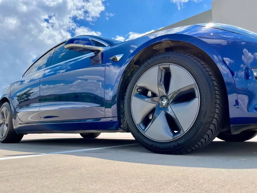 2020 Tesla Model 3 - Image 9 2020 Tesla Model 3 - Image 9