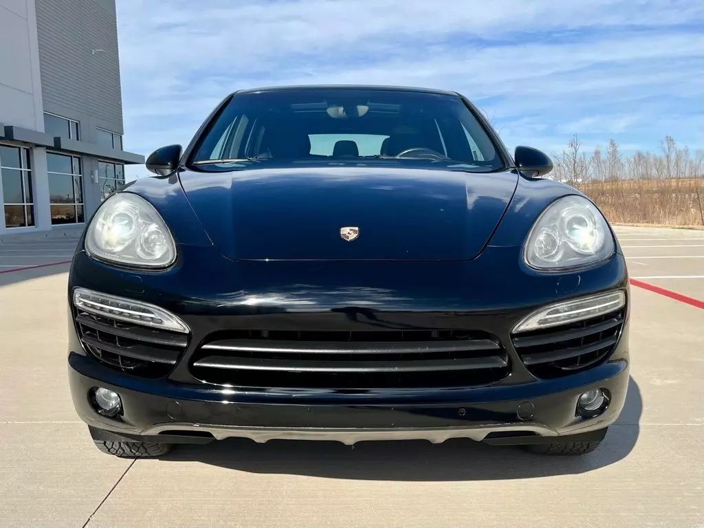 2014 Porsche Cayenne - Image 3 2014 Porsche Cayenne - Image 3