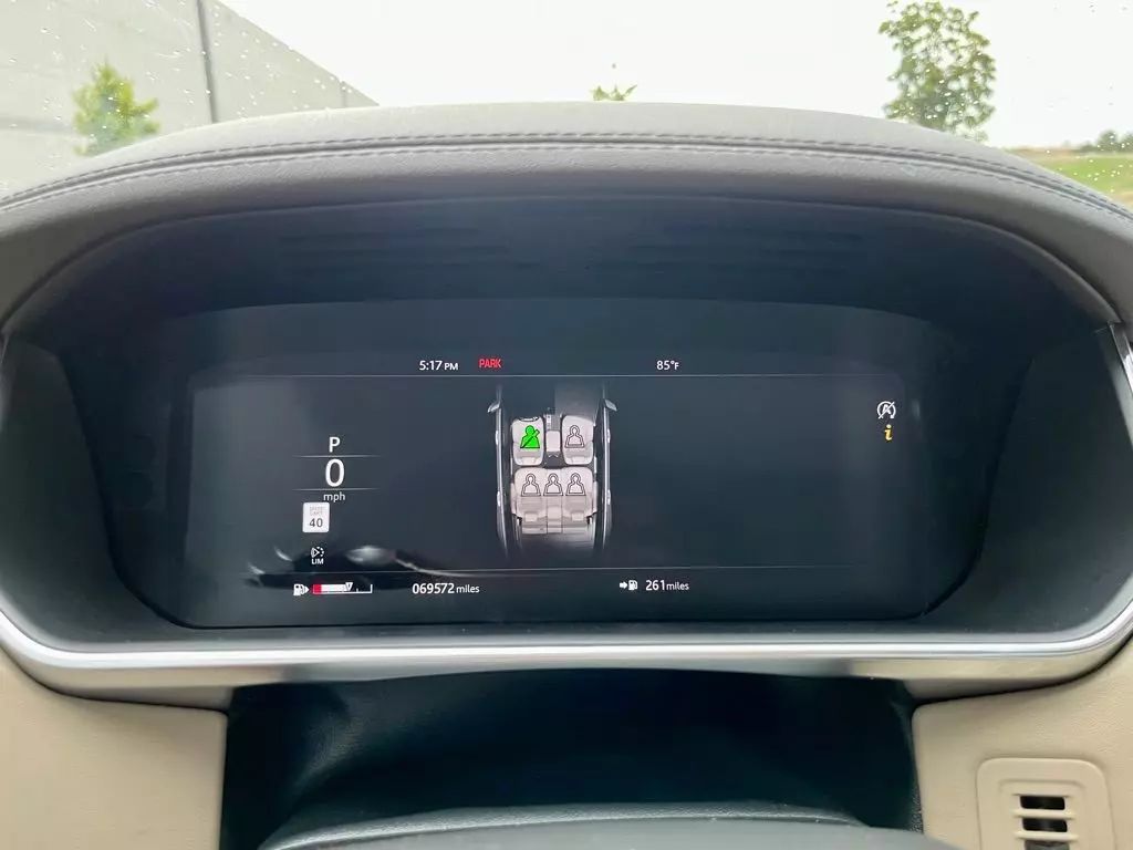 2018 Land Rover Range Rover - Image 29