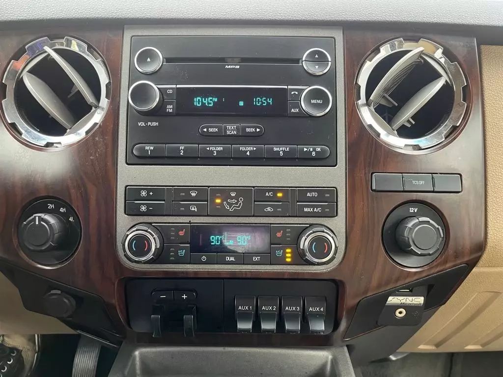 2011 Ford F350 Super Duty Crew Cab - Image 24 2011 Ford F350 Super Duty Crew Cab - Image 24