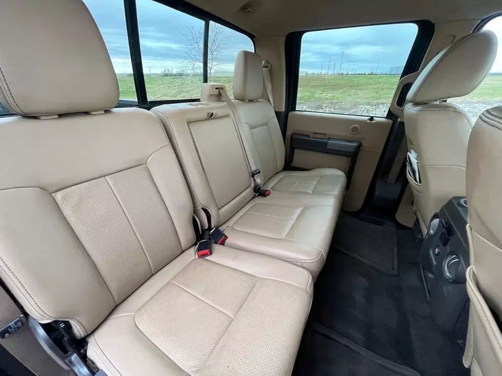 2011 Ford F350 Super Duty Crew Cab - Image 19 2011 Ford F350 Super Duty Crew Cab - Image 19