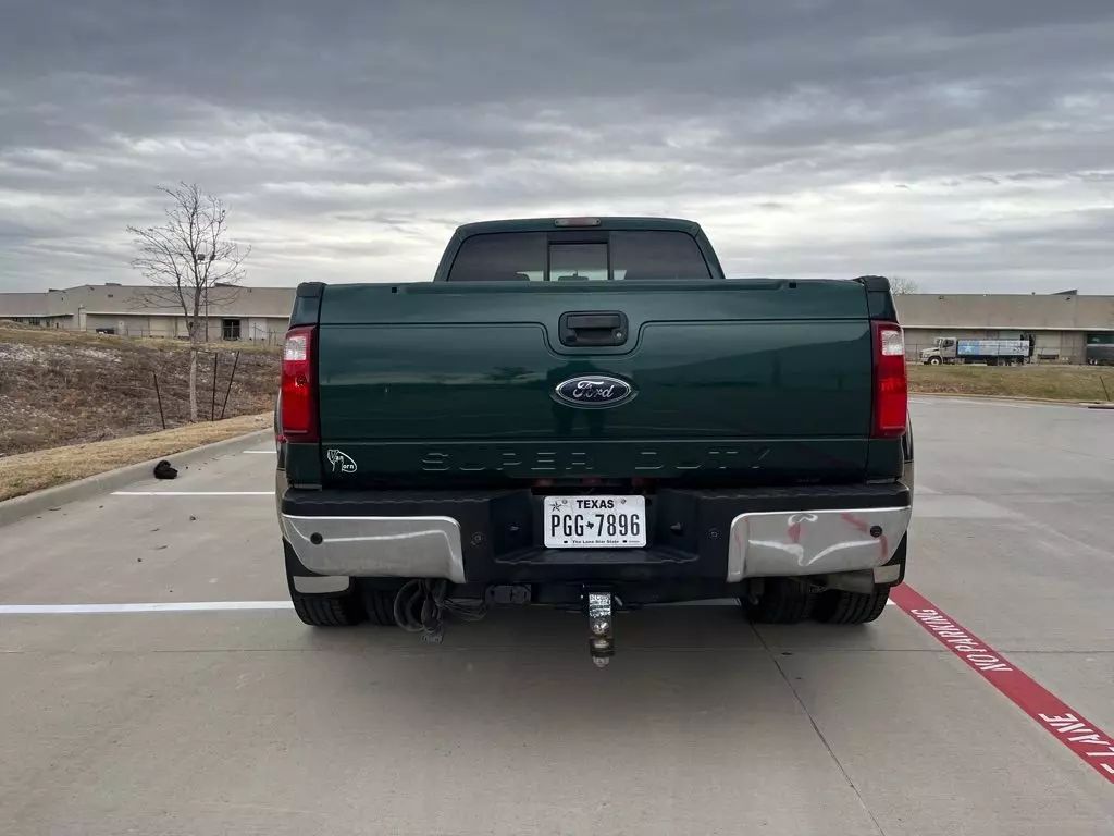 2011 Ford F350 Super Duty Crew Cab - Image 6 2011 Ford F350 Super Duty Crew Cab - Image 6