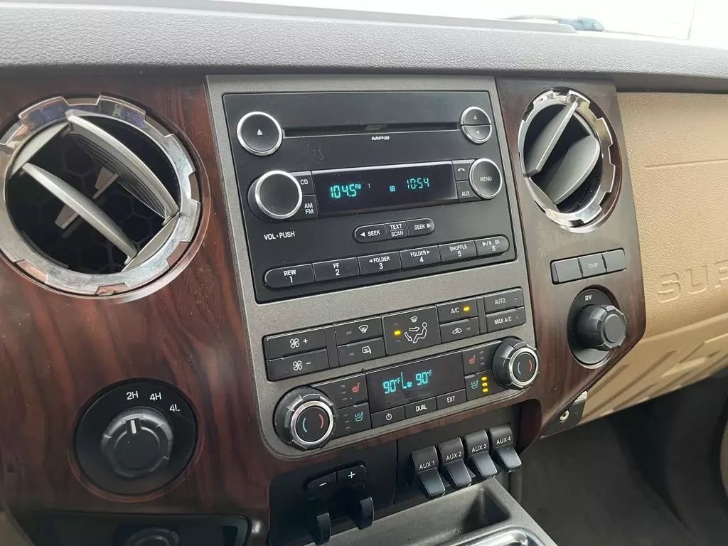 2011 Ford F350 Super Duty Crew Cab - Image 23 2011 Ford F350 Super Duty Crew Cab - Image 23