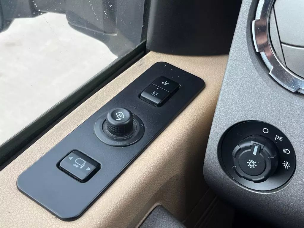 2011 Ford F350 Super Duty Crew Cab - Image 27 2011 Ford F350 Super Duty Crew Cab - Image 27