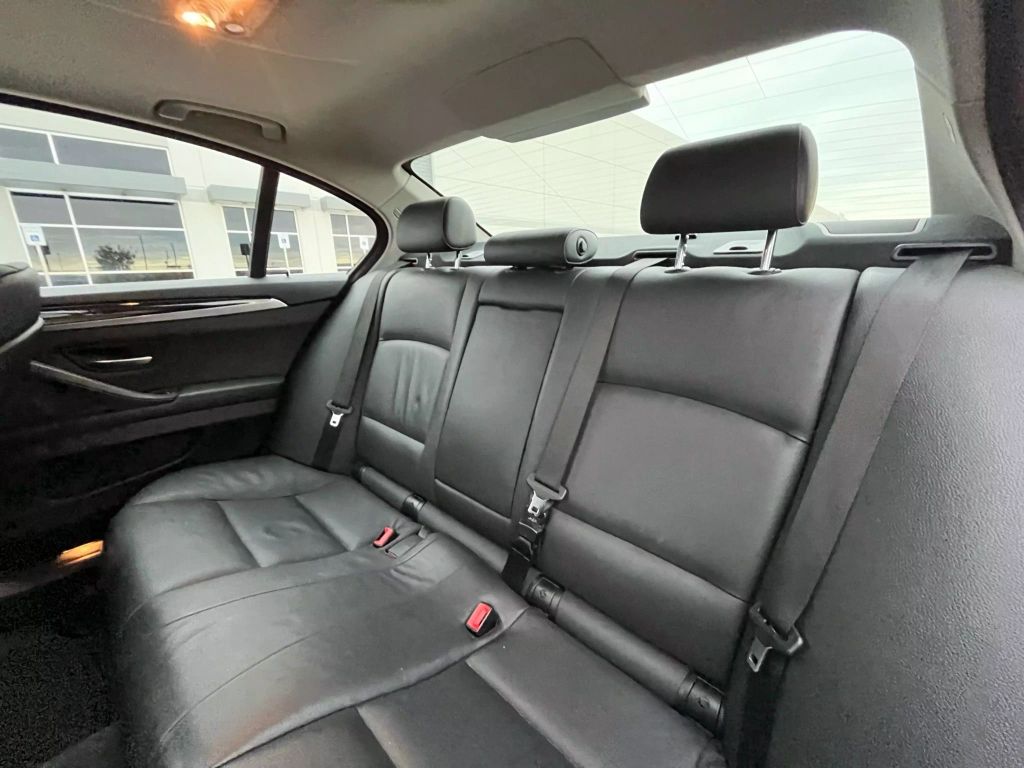 2013 Bmw 5 Series - Image 17 2013 Bmw 5 Series - Image 17