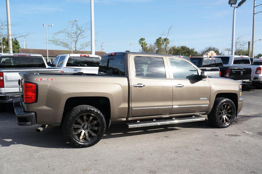 2014 Chevrolet Silverado 1500 High Country photo 7