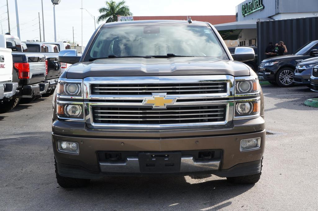 2014 Chevrolet Silverado 1500 High Country photo 2