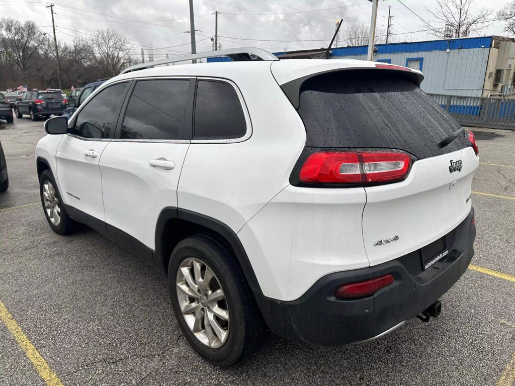 2015 Jeep Cherokee Limited photo 4