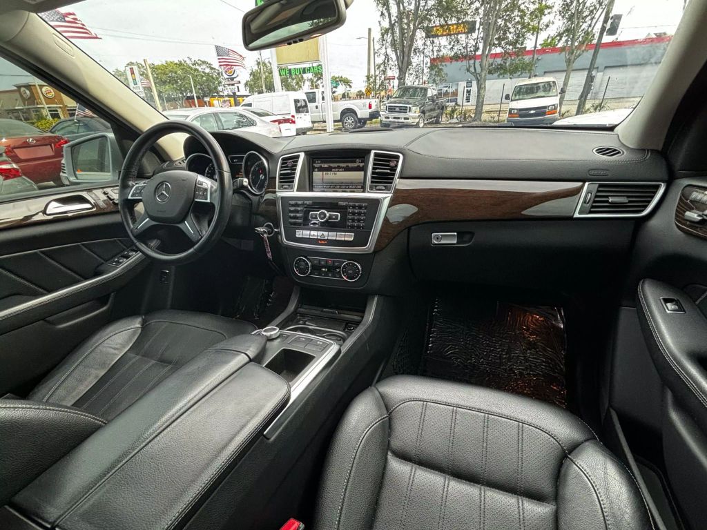 2015 MERCEDES-BENZ GL-CLASS SUV V6, TURBO DSL, 3.0L GL 350 BLUETEC 4MATIC SPORT UTILITY 4D