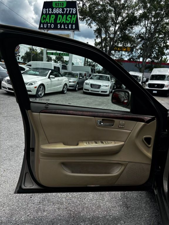 2006 CADILLAC DTS SEDAN V8, 4.6 LITER SEDAN 4D