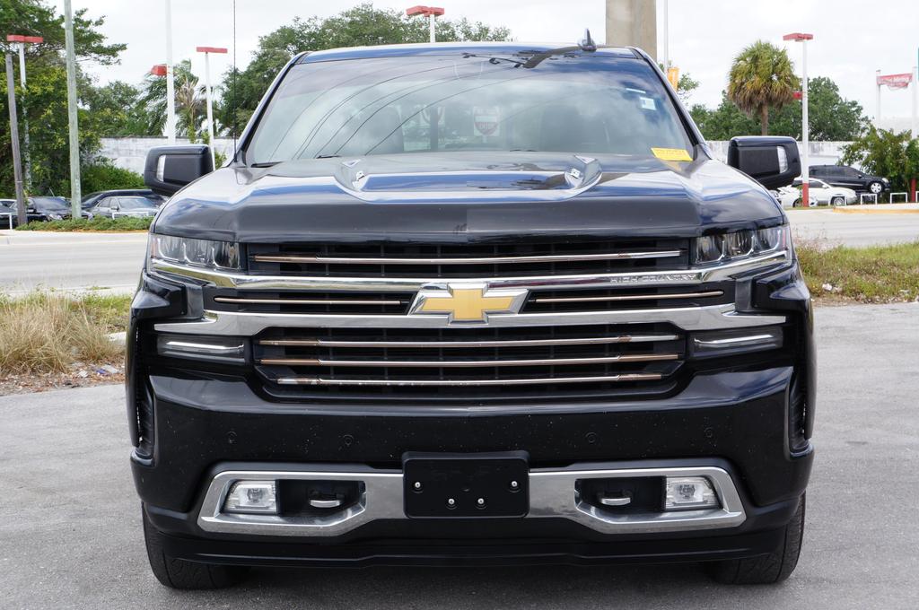 2019 Chevrolet Silverado 1500 High Country photo 2