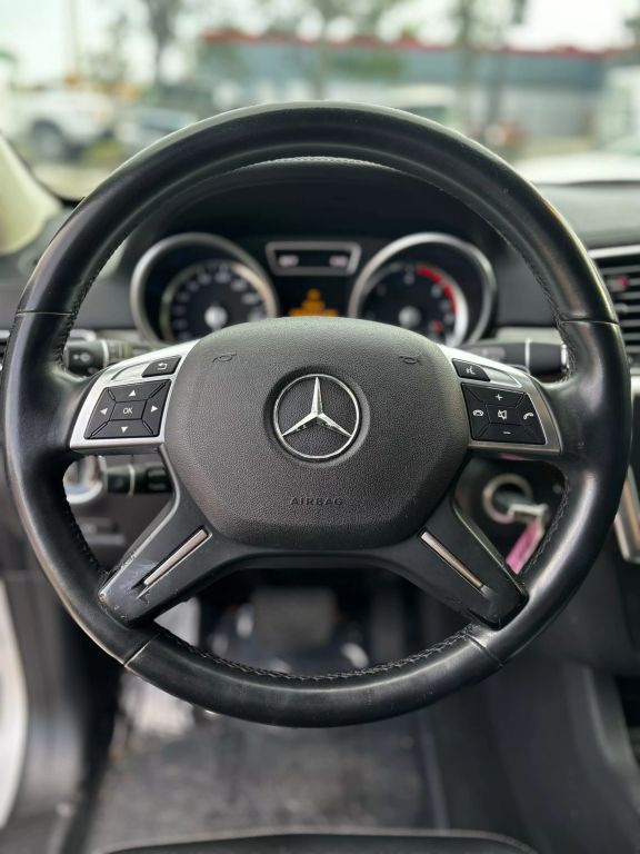 2015 MERCEDES-BENZ GL-CLASS SUV V6, TURBO DSL, 3.0L GL 350 BLUETEC 4MATIC SPORT UTILITY 4D