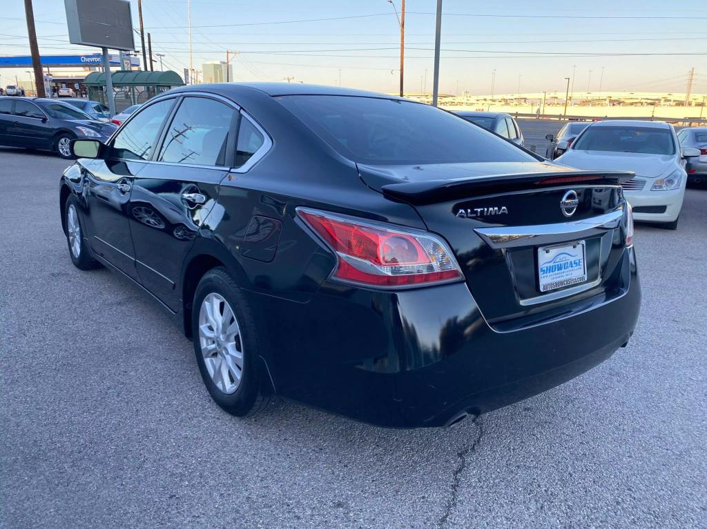 2014 Nissan Altima S photo 6