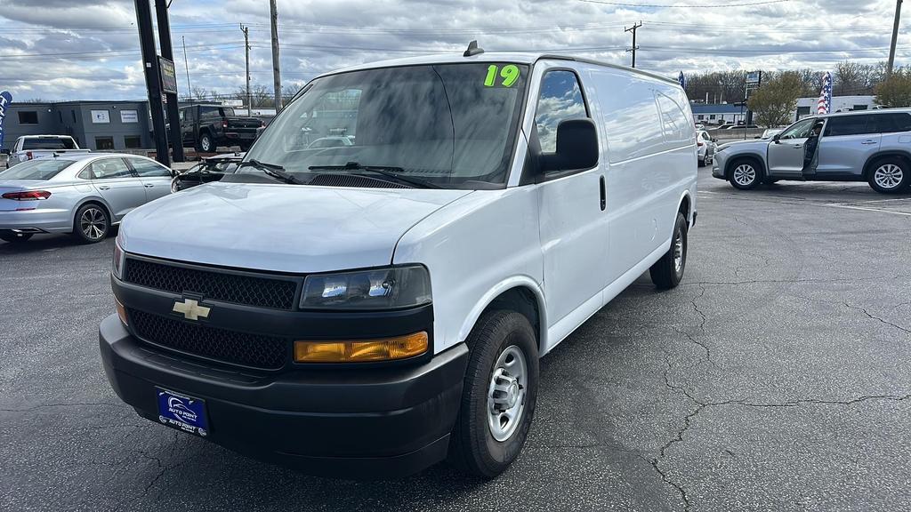 2019 chevy fashion 2500 cargo van