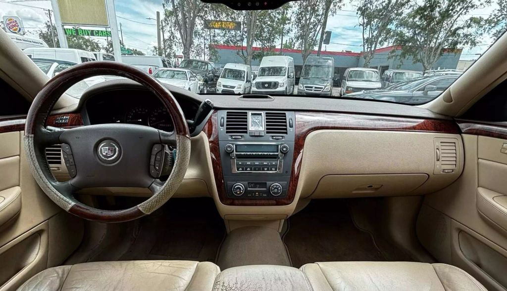 2006 CADILLAC DTS SEDAN V8, 4.6 LITER SEDAN 4D