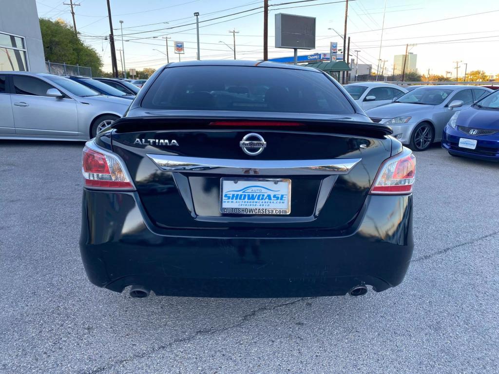 2014 Nissan Altima S photo 7