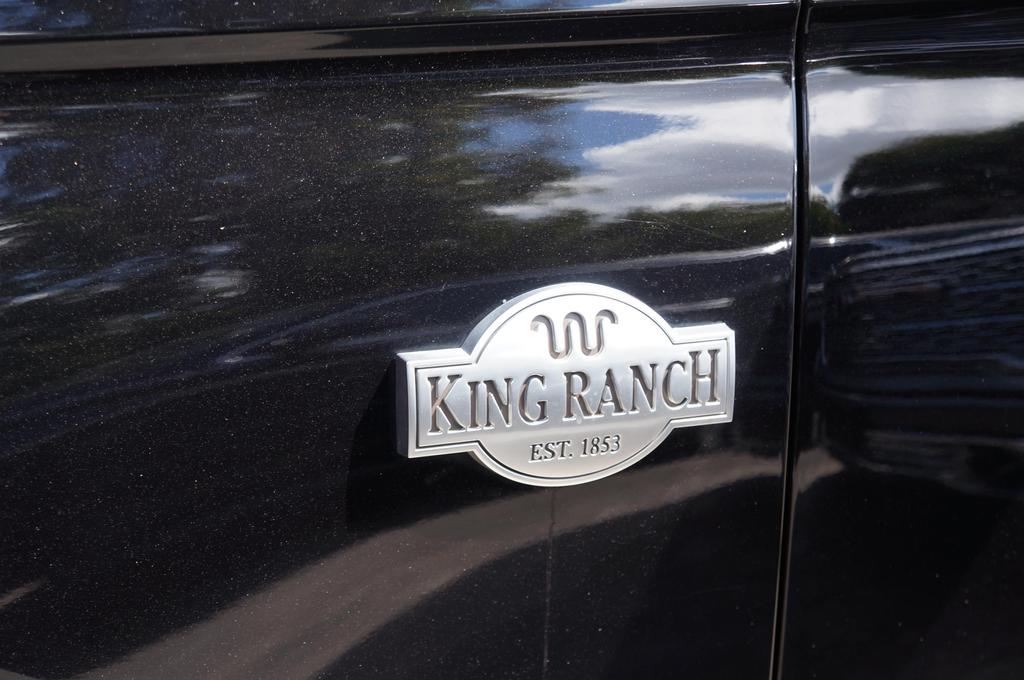 2020 Ford Expedition King Ranch photo 2