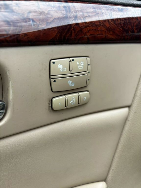 2006 CADILLAC DTS SEDAN V8, 4.6 LITER SEDAN 4D