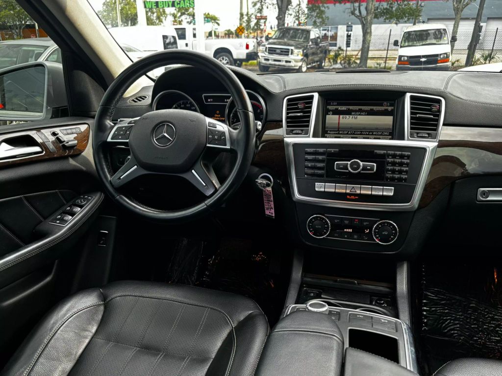 2015 MERCEDES-BENZ GL-CLASS SUV V6, TURBO DSL, 3.0L GL 350 BLUETEC 4MATIC SPORT UTILITY 4D