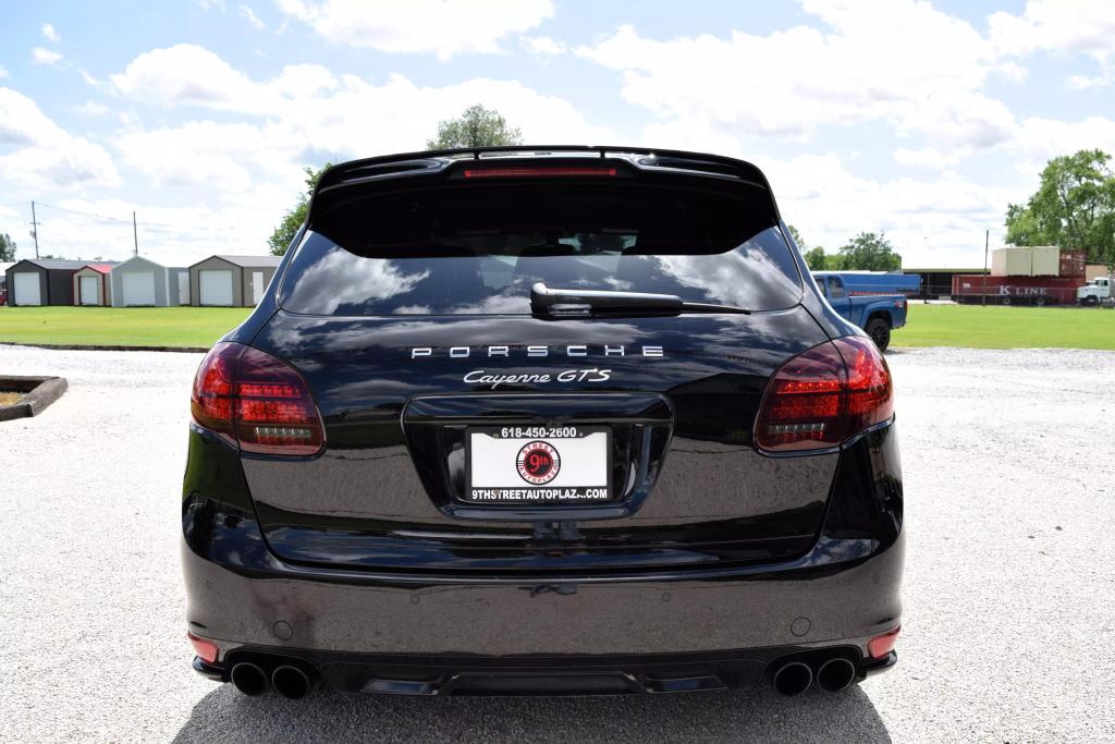 2014 Porsche Cayenne GTS photo 6