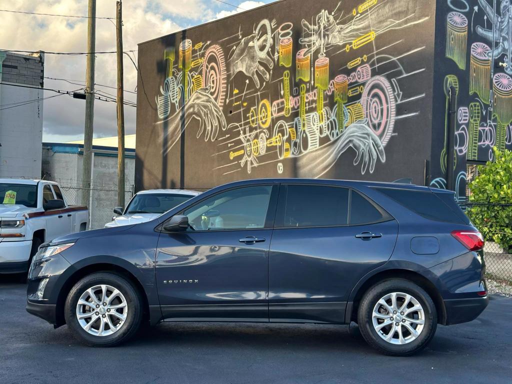 2018 Chevrolet Equinox LS photo 12