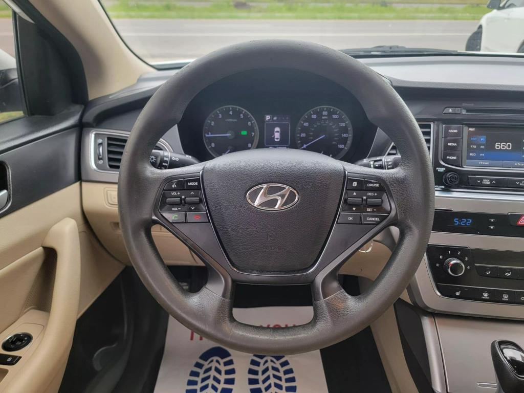 2015 Hyundai Sonata Sport photo 16