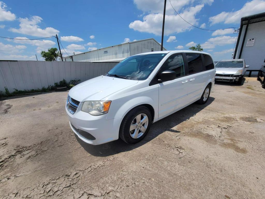 2014 Dodge Grand Caravan SE photo 3