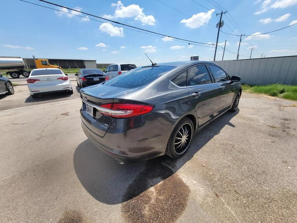 2018 Ford Fusion Hybrid SE photo 8