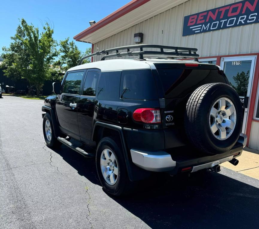 2007 Toyota FJ Cruiser Base photo 6