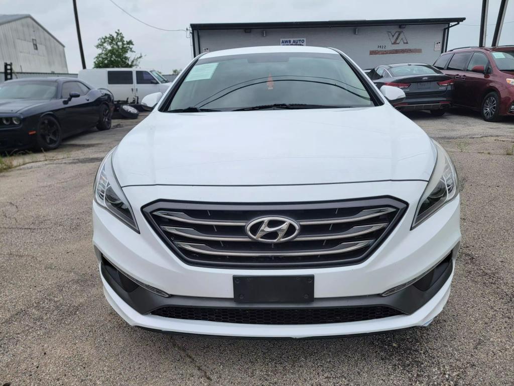 2015 Hyundai Sonata Sport photo 2