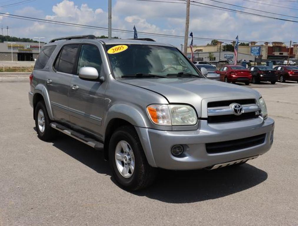 Used 2005 Toyota Sequoia SR5 with VIN 5TDBT44A65S243990 for sale in Cookeville, TN