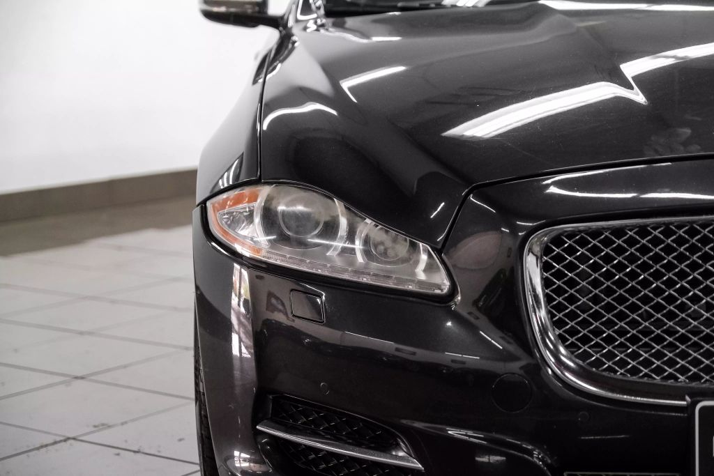 2012 JAGUAR XJ SEDAN V8, 5.0 LITER XJL PORTFOLIO SEDAN 4D