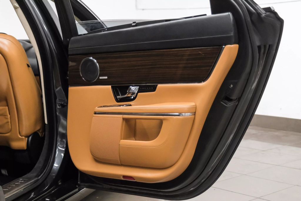 2012 JAGUAR XJ SEDAN V8, 5.0 LITER XJL PORTFOLIO SEDAN 4D