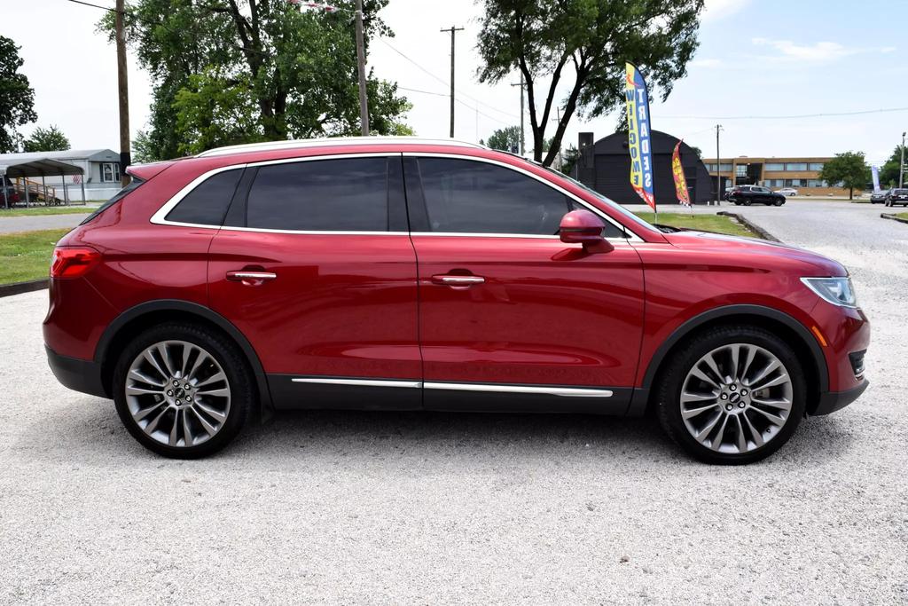 2016 Lincoln MKX Reserve photo 4