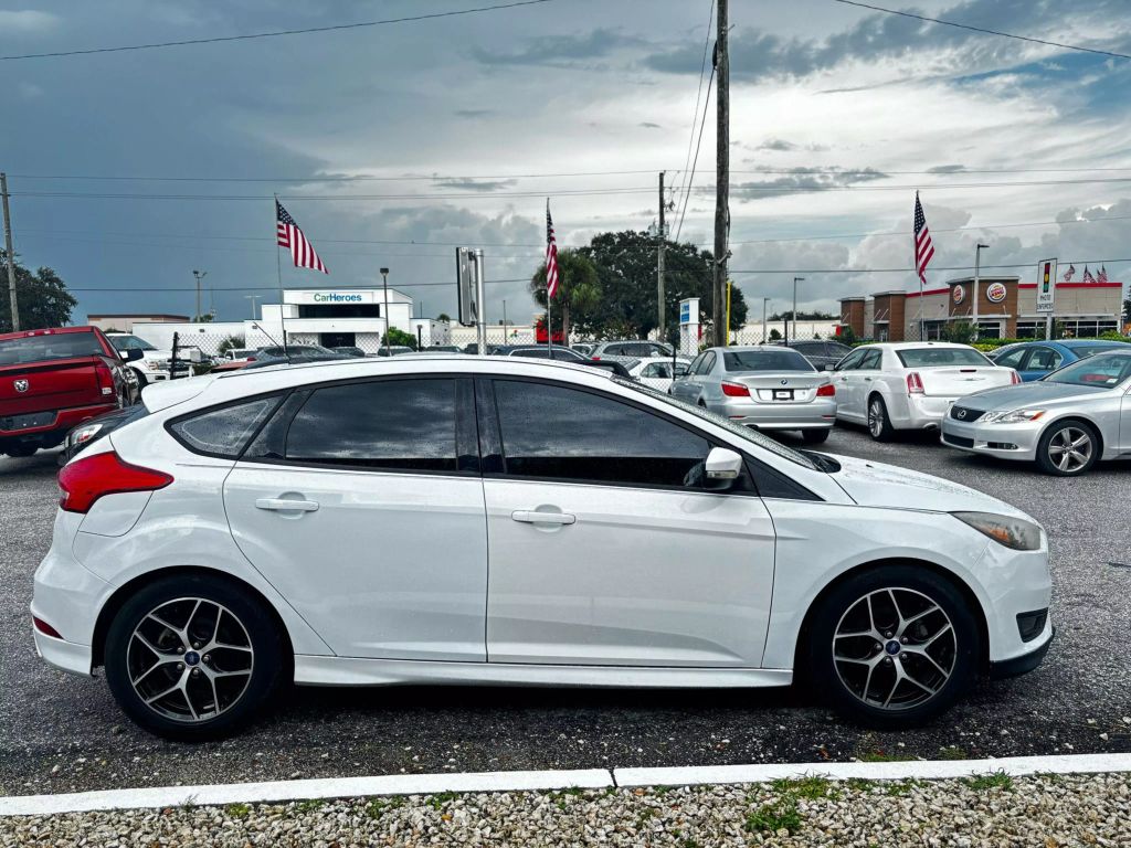 2015 FORD FOCUS HATCHBACK 4-CYL, FLEX FUEL, 2.0L SE HATCHBACK 4D