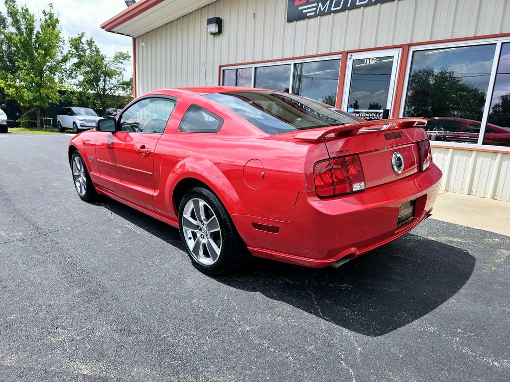 2008 Ford Mustang GT Deluxe photo 5