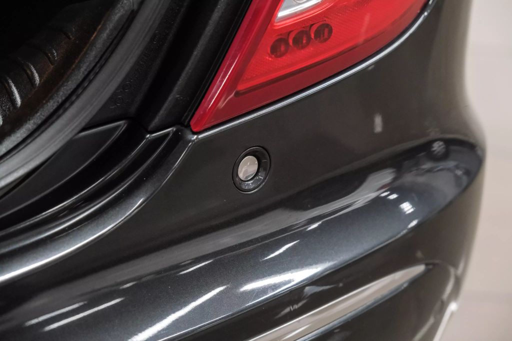 2012 JAGUAR XJ SEDAN V8, 5.0 LITER XJL PORTFOLIO SEDAN 4D