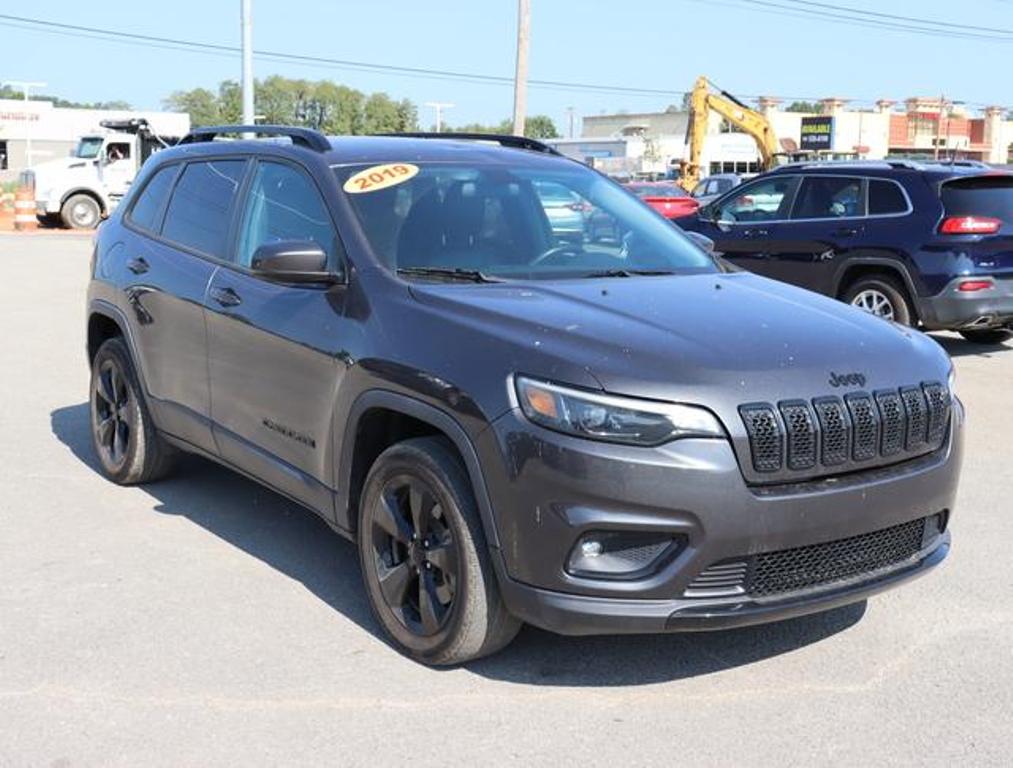 Used 2019 Jeep Cherokee Altitude with VIN 1C4PJLLB7KD423132 for sale in Cookeville, TN