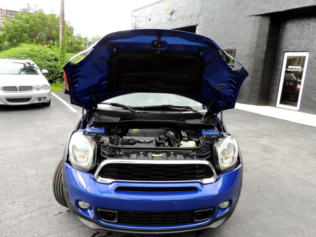 2013 MINI Paceman S photo 40