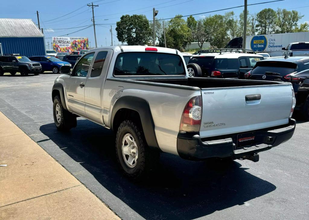 2010 Toyota Tacoma Base photo 5