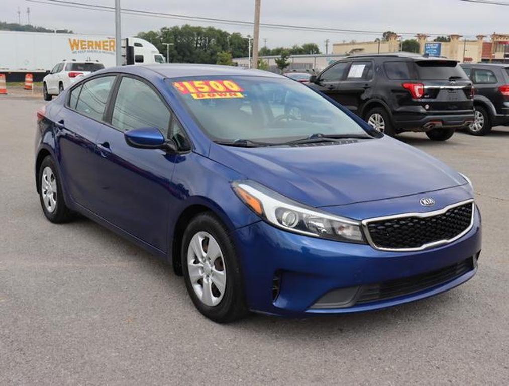 Used 2017 Kia Forte LX with VIN 3KPFK4A77HE134191 for sale in Cookeville, TN