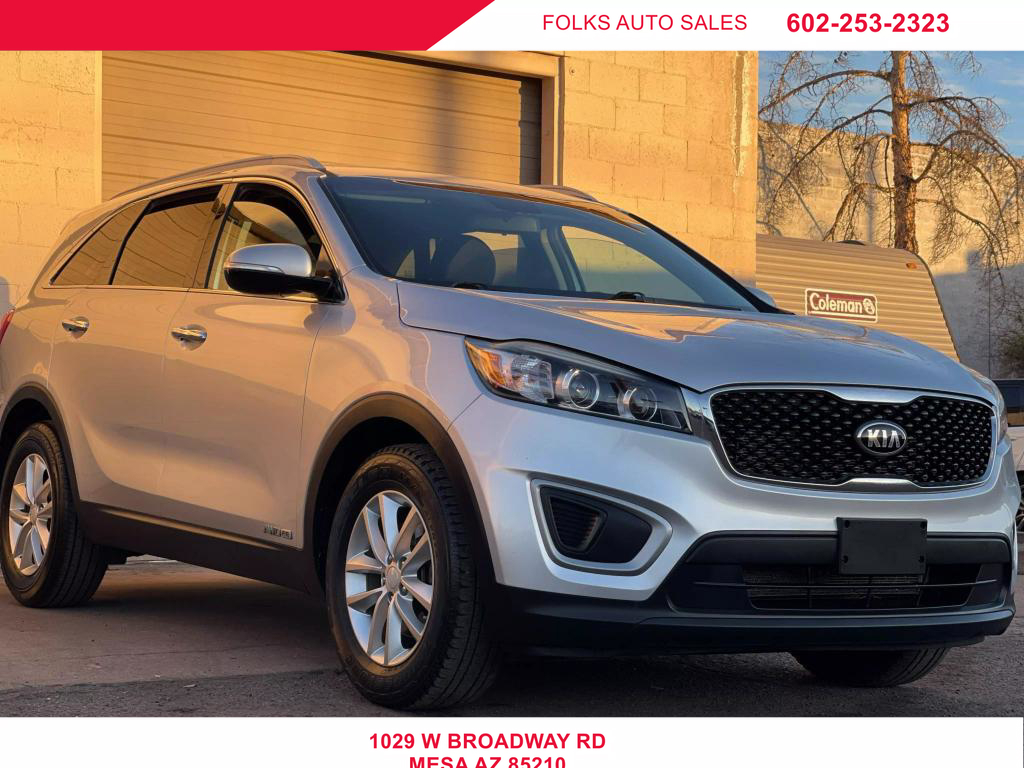 2018 Kia Sorento LX photo 5