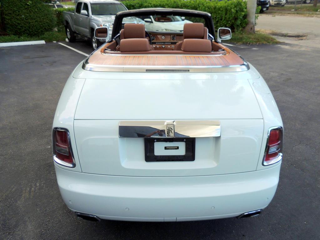 2013 Rolls-Royce Phantom Drophead Coupe photo 9