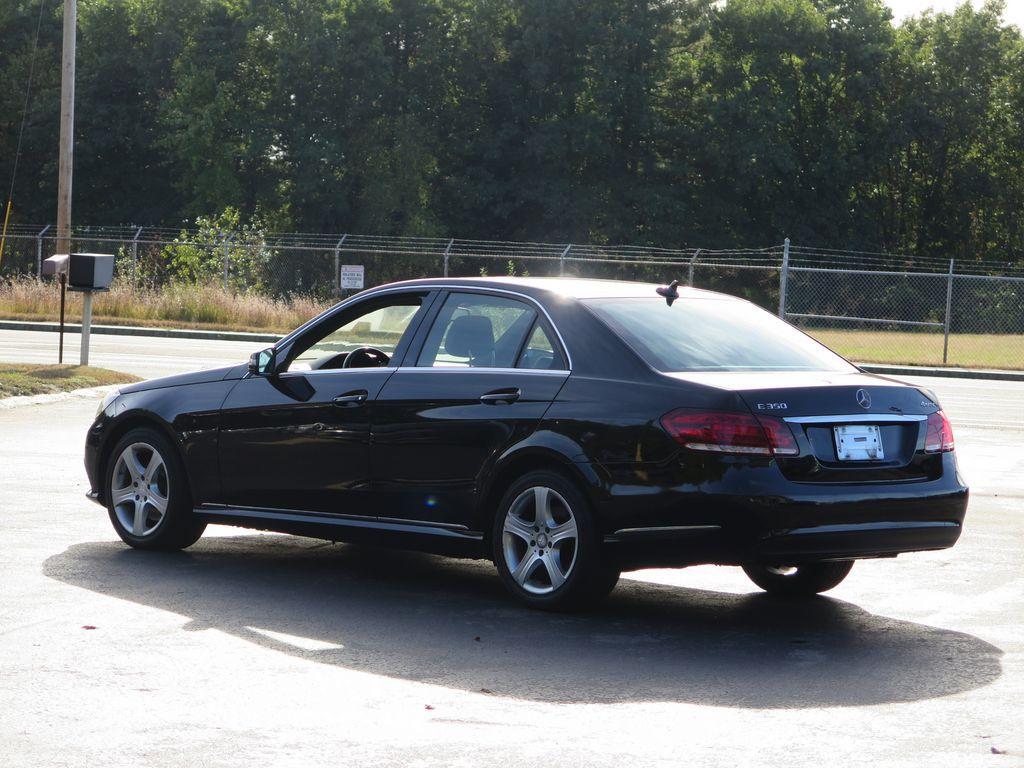 2014 Mercedes-Benz E-Class null photo 5