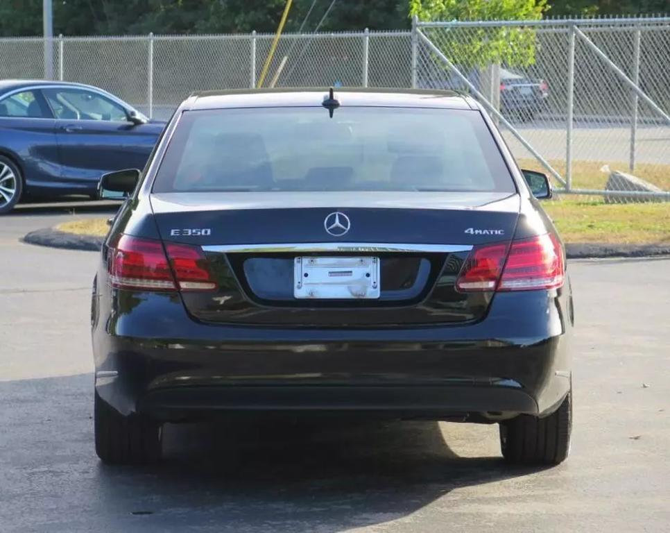 2014 Mercedes-Benz E-Class null photo 7