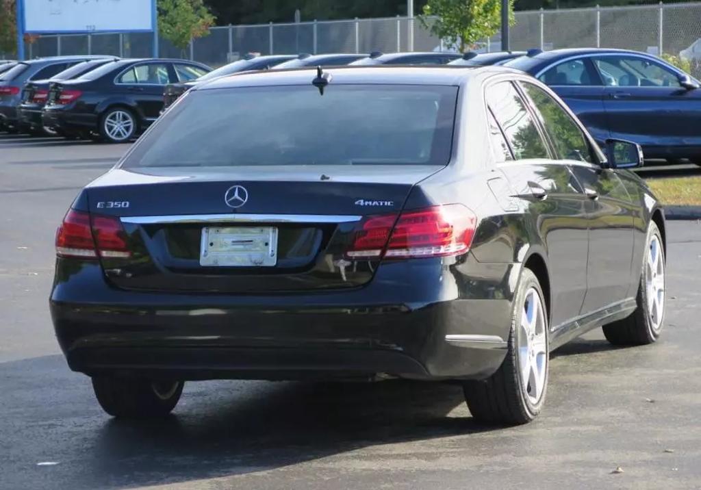 2014 Mercedes-Benz E-Class null photo 8